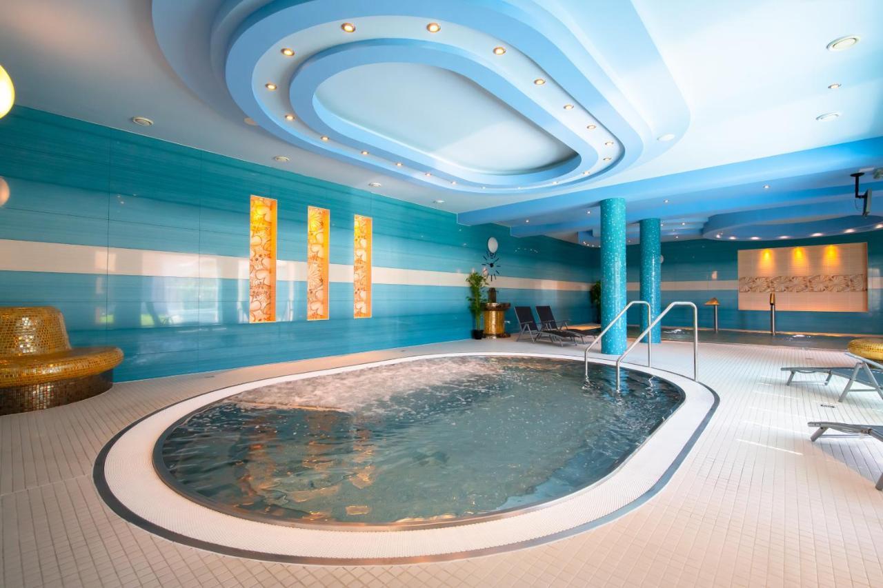 Spa & Wellness Hotel Orchidea Veľký Meder Bagian luar foto