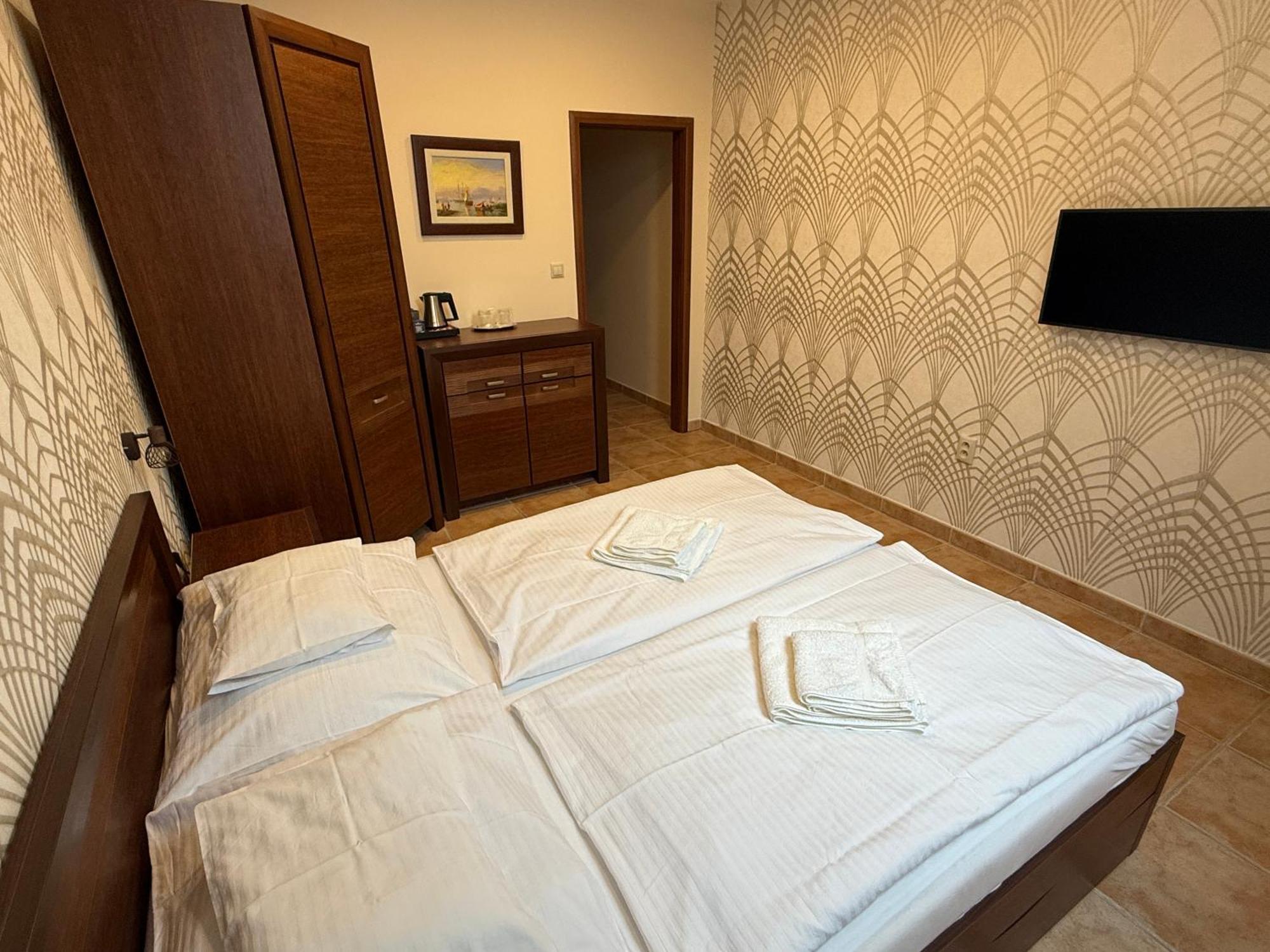 Spa & Wellness Hotel Orchidea Veľký Meder Bagian luar foto