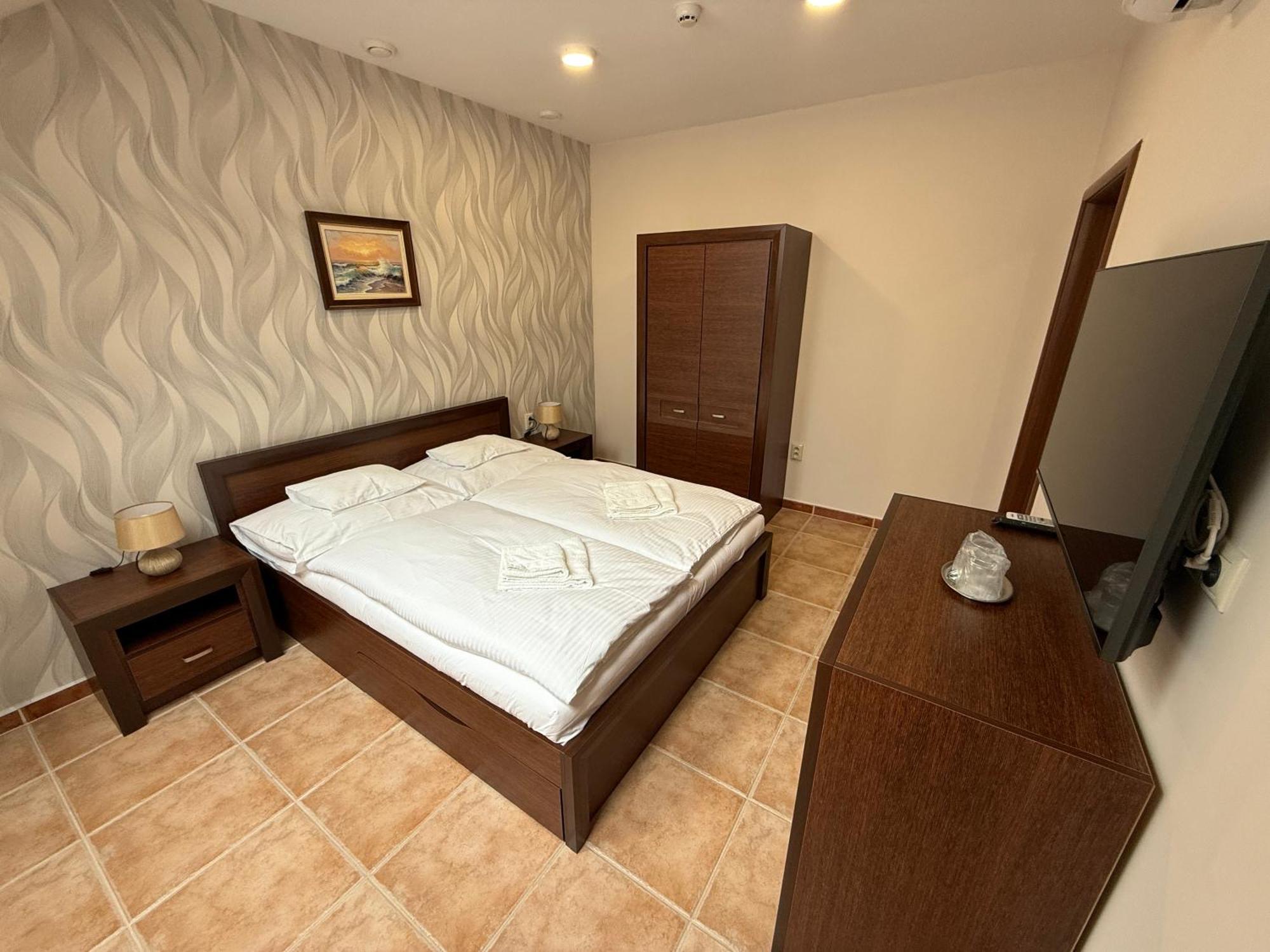 Spa & Wellness Hotel Orchidea Veľký Meder Bagian luar foto